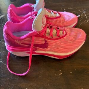 🏀 Nike Zoom Freak 5 Basketball Shoes – Pink – Women’s 8